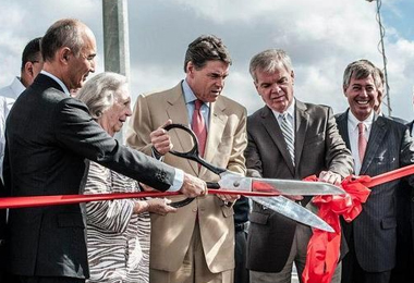Imagen de la inauguración de la autopista constuida por Ferrovial en Texas (ABC).